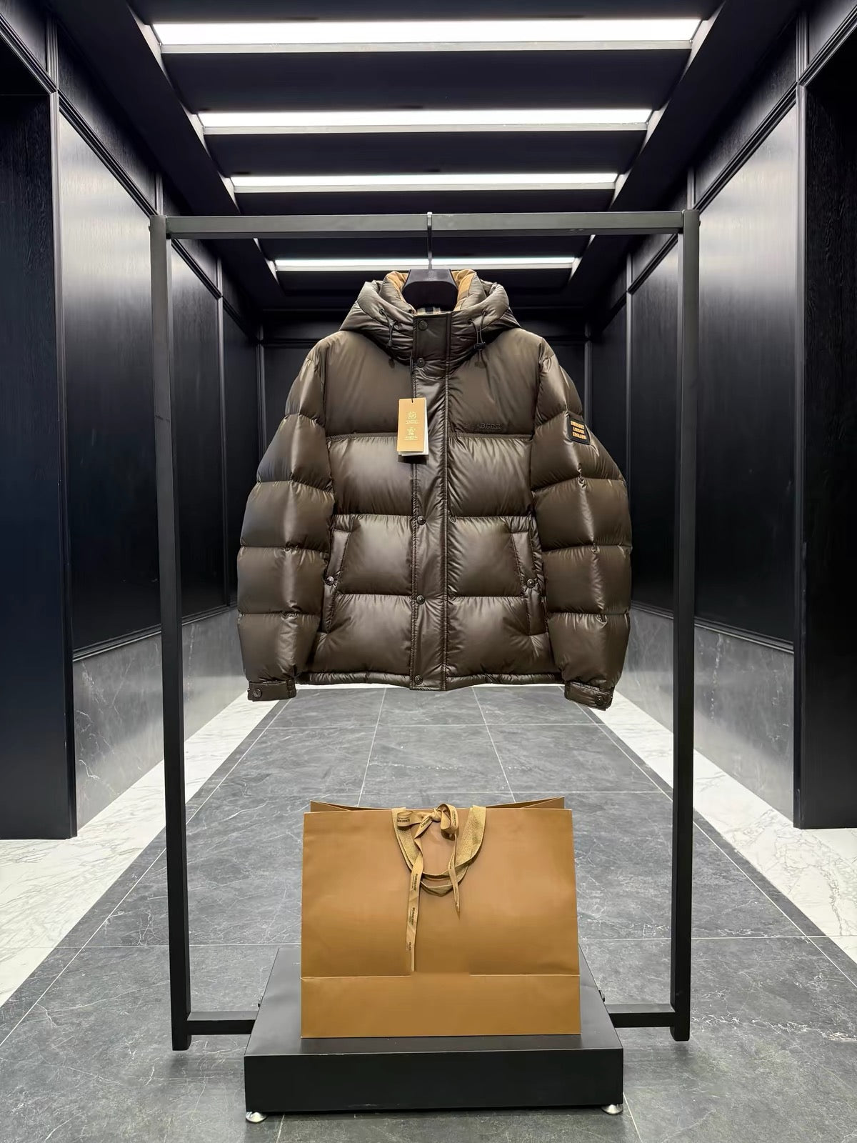 Men’s Thick Hooded Puffer Jacket – Warm Winter Cropped Coat