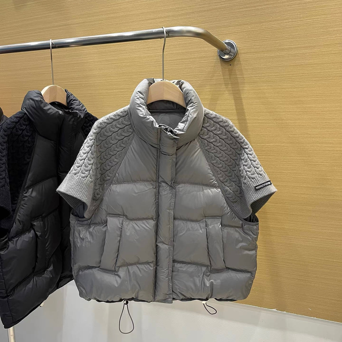 2026 Women’s Short Puffer Vest with Knit Sleeves